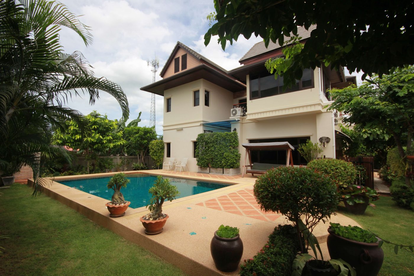 High Quality Pool Villa for Sale - Star Property